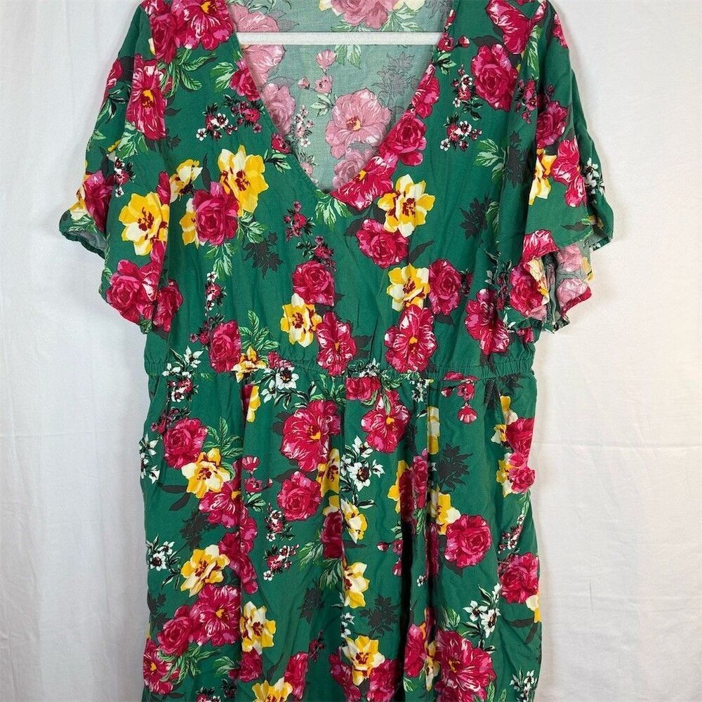 Torrid Dress Womens Plus Size 3 Green Floral V-Neck Fit & Flare Pockets